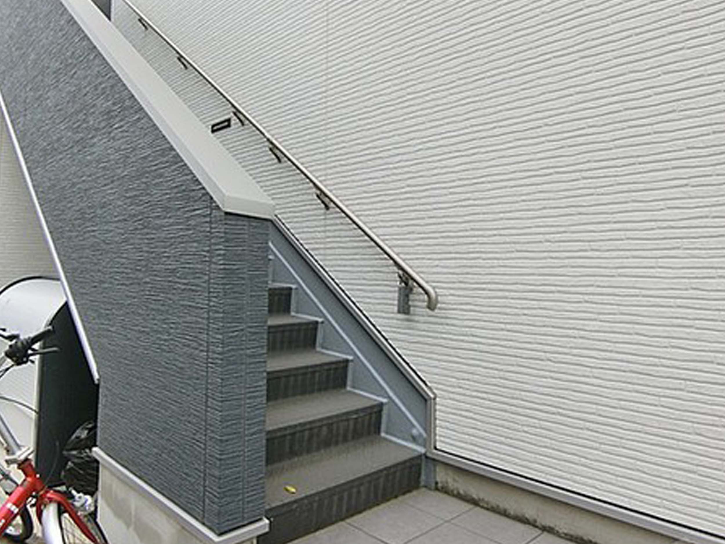 エムズコート階段